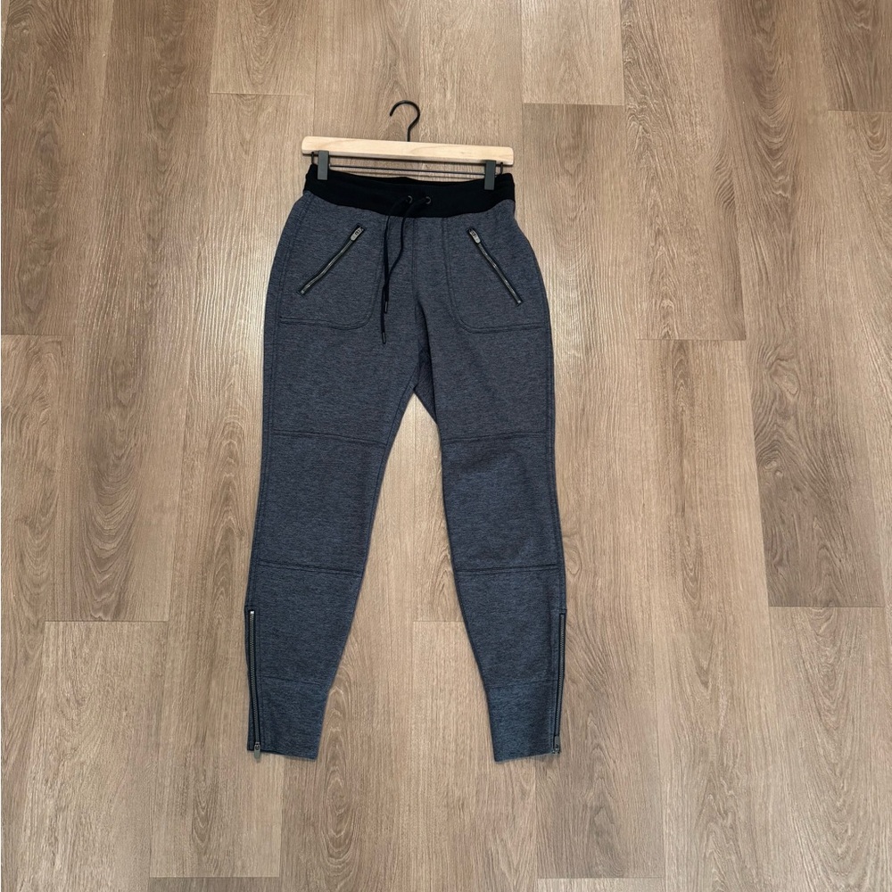 Athleta XXS women's joggers.